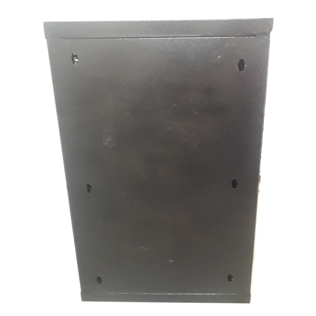 Rack Cerrado Metalnet 18U con Puerta de Vidrio Negra RGDC-1800